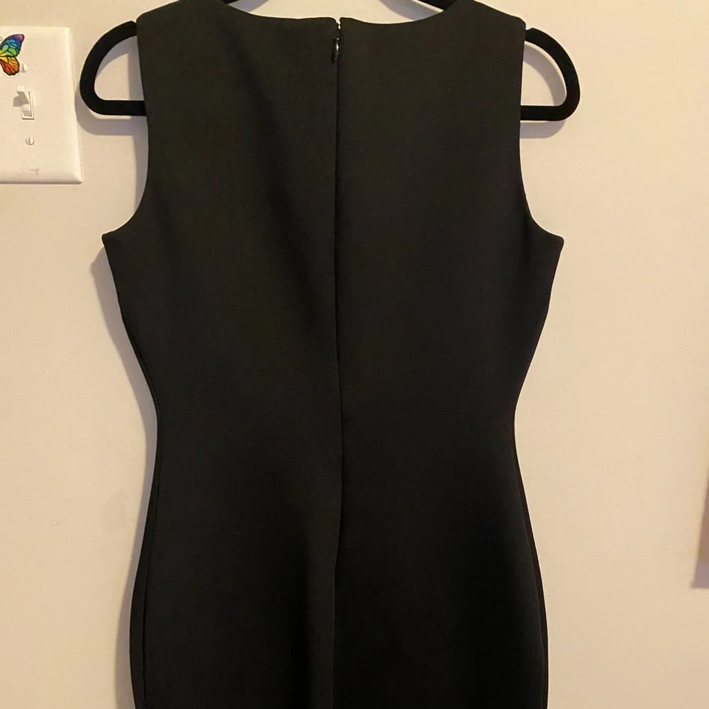 Calvin Klein sequin dress No wrinkles or stains Zipper back is smooth Like new - Picture 4 of 6